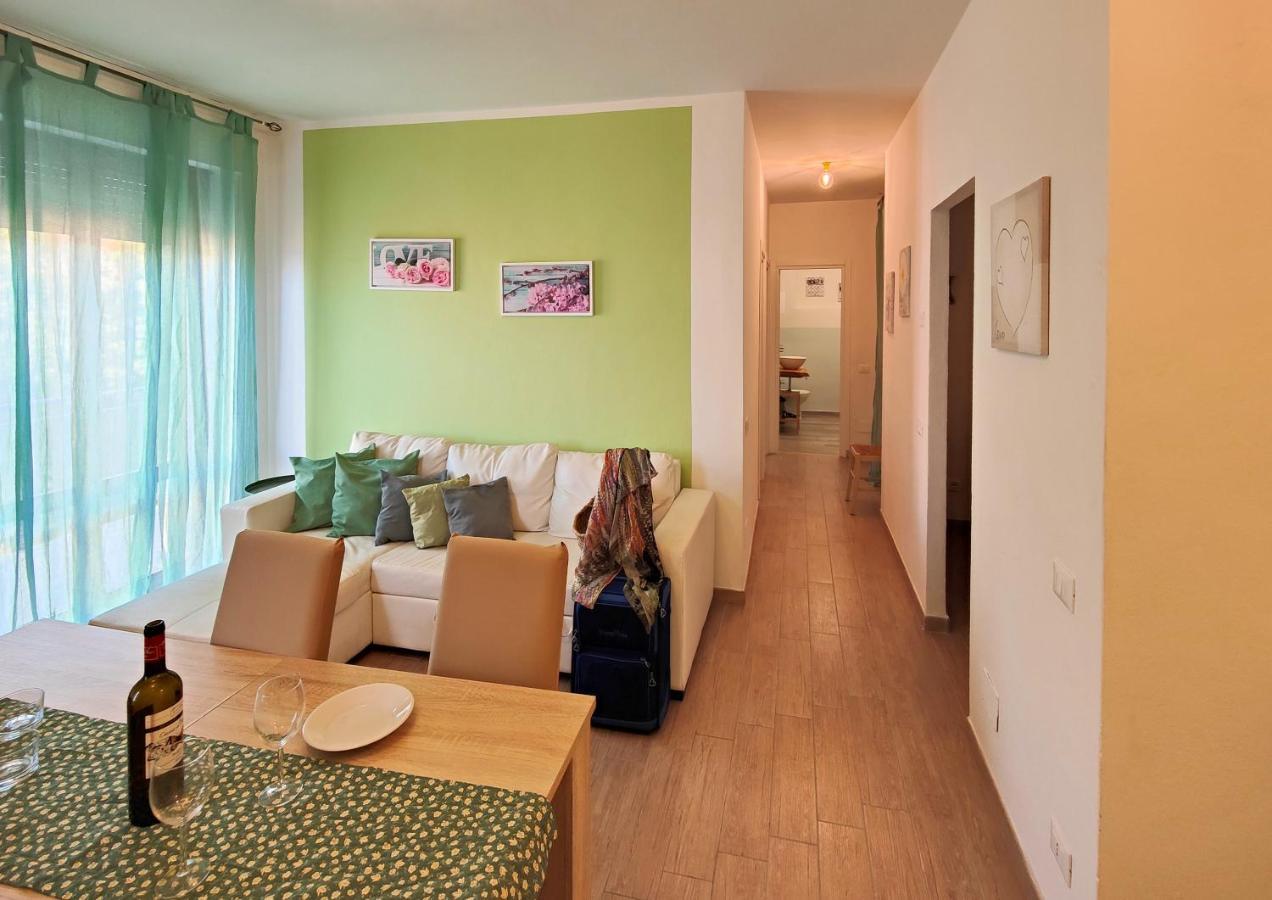 Le Dune Sea View Apartments - Futura Cav San Vincenzo Eksteriør bilde